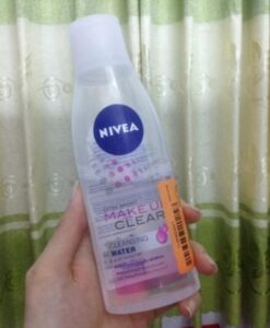 nivea cleansing water extra bright make up